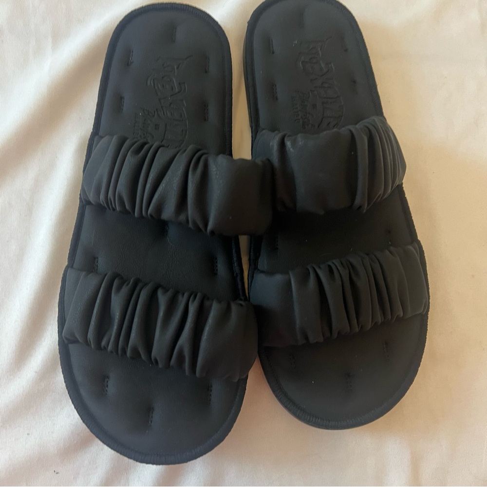 Blowfish Black Women's Ruched Slide Sandals